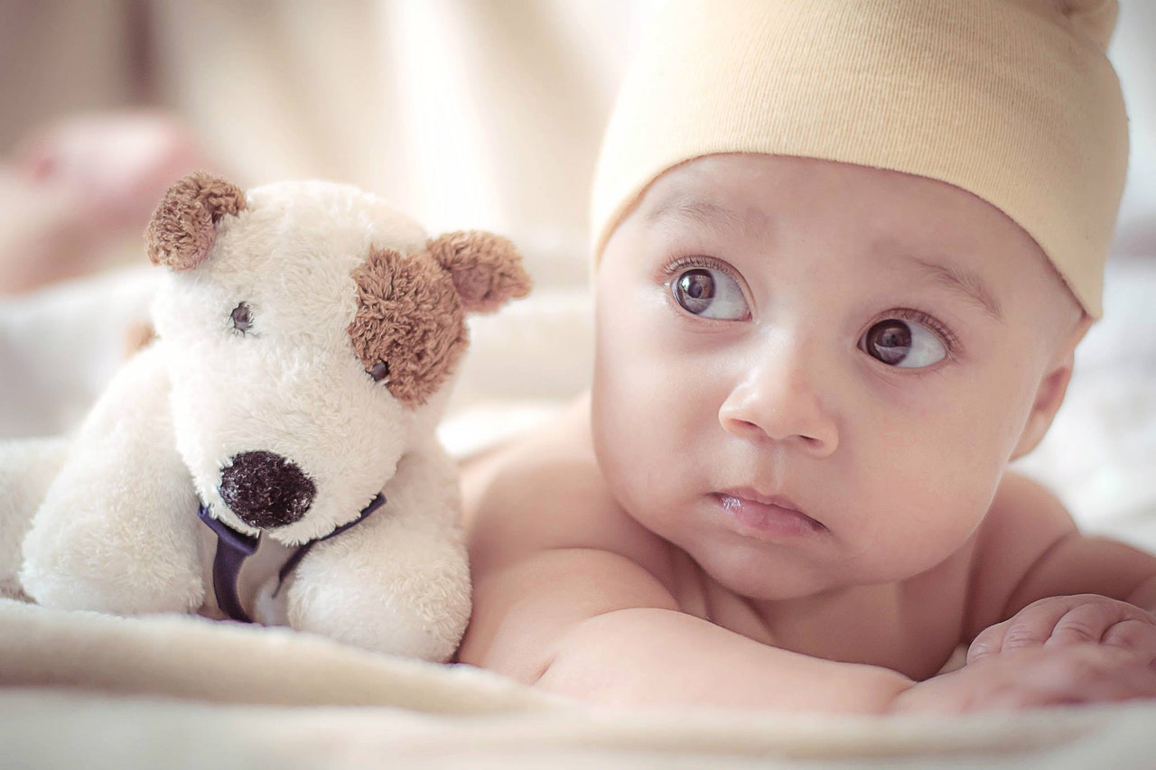 Genitore e bambino: attenzione alla lettura dell’etichetta cosmetica